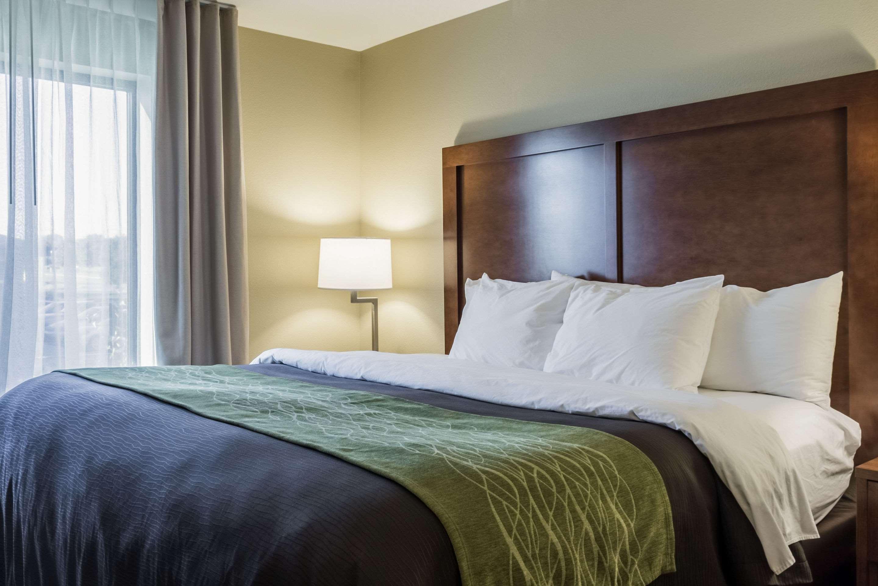 Comfort Inn & Suites Avera Southwest Sioux Falls Exteriör bild