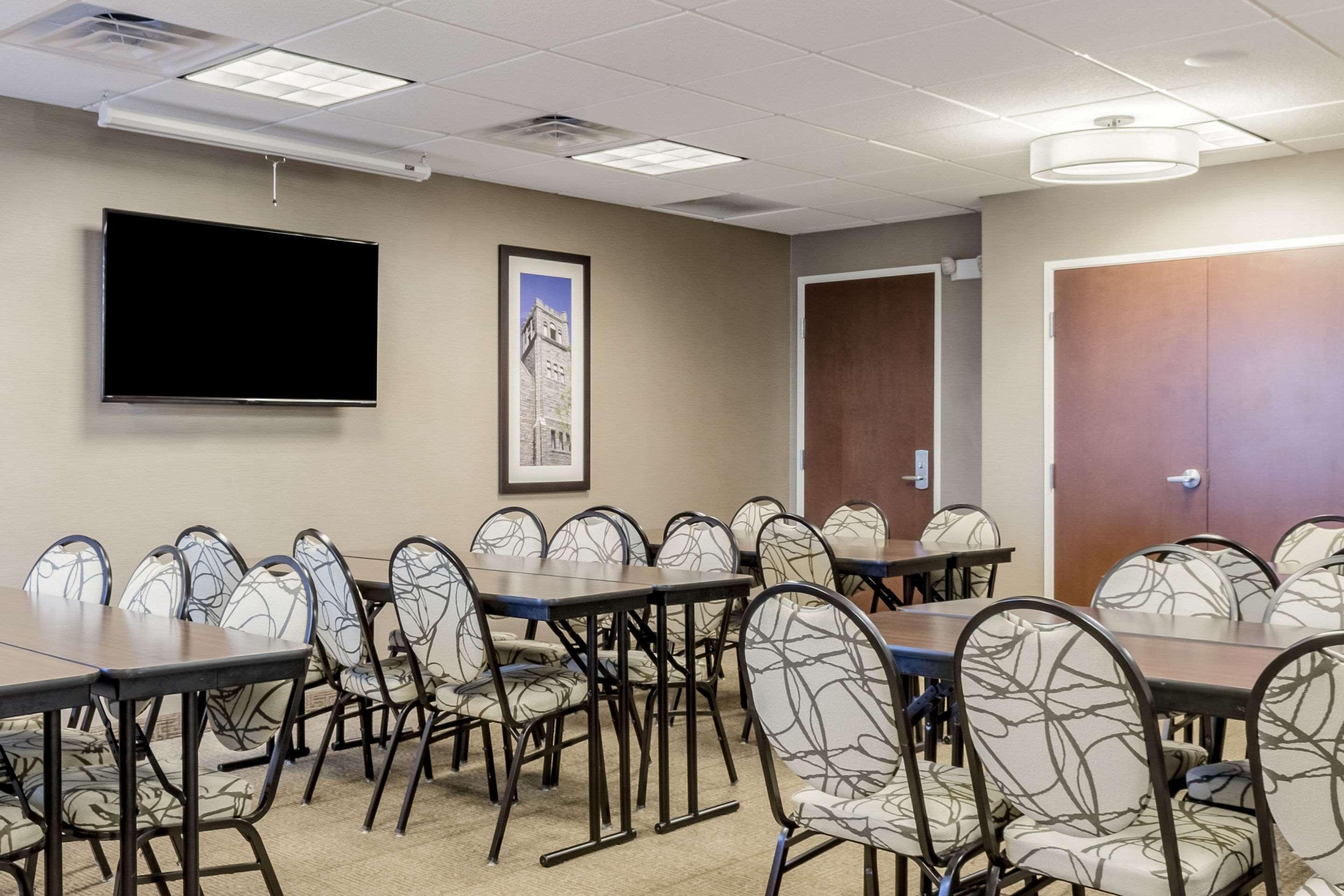 Comfort Inn & Suites Avera Southwest Sioux Falls Exteriör bild