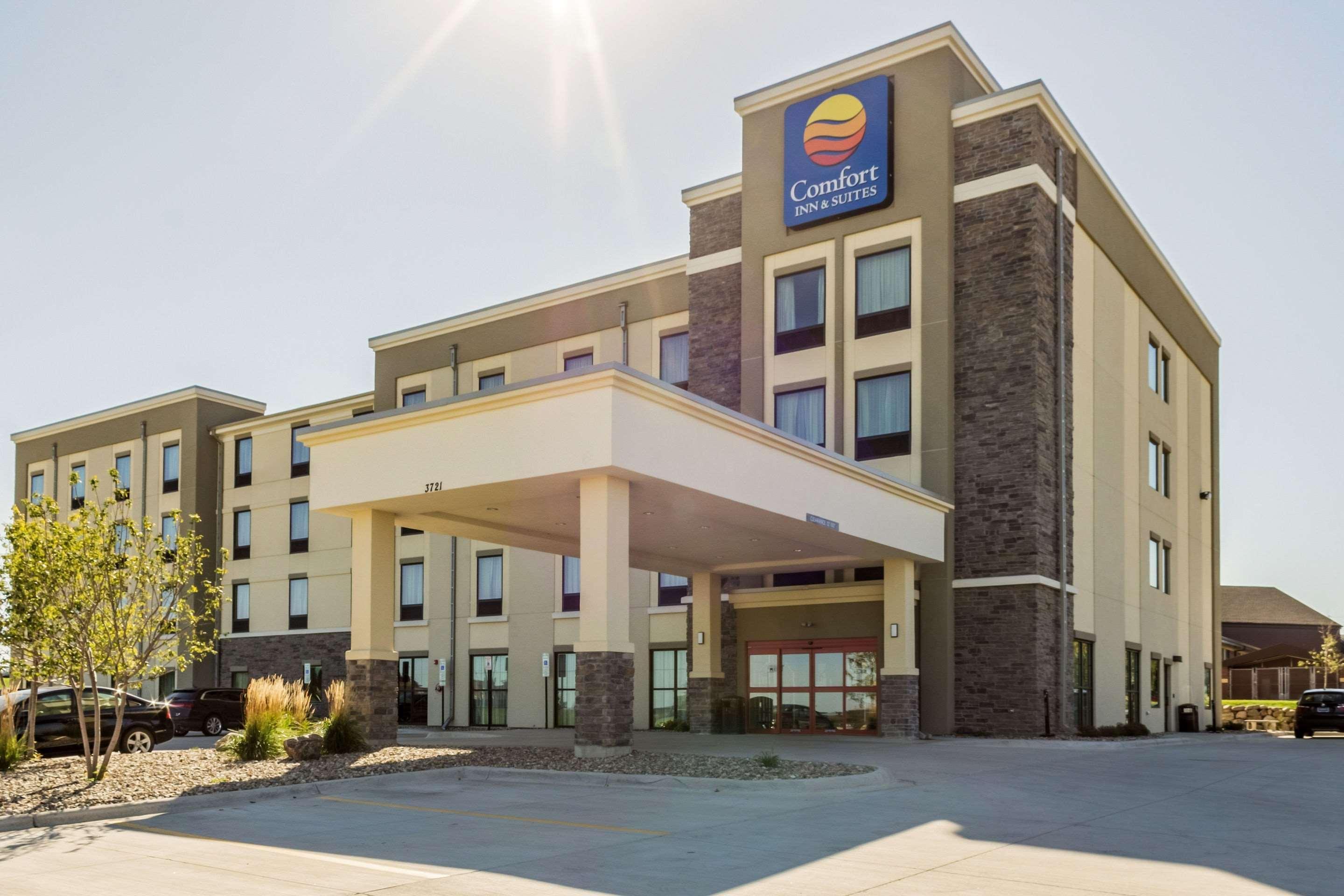 Comfort Inn & Suites Avera Southwest Sioux Falls Exteriör bild