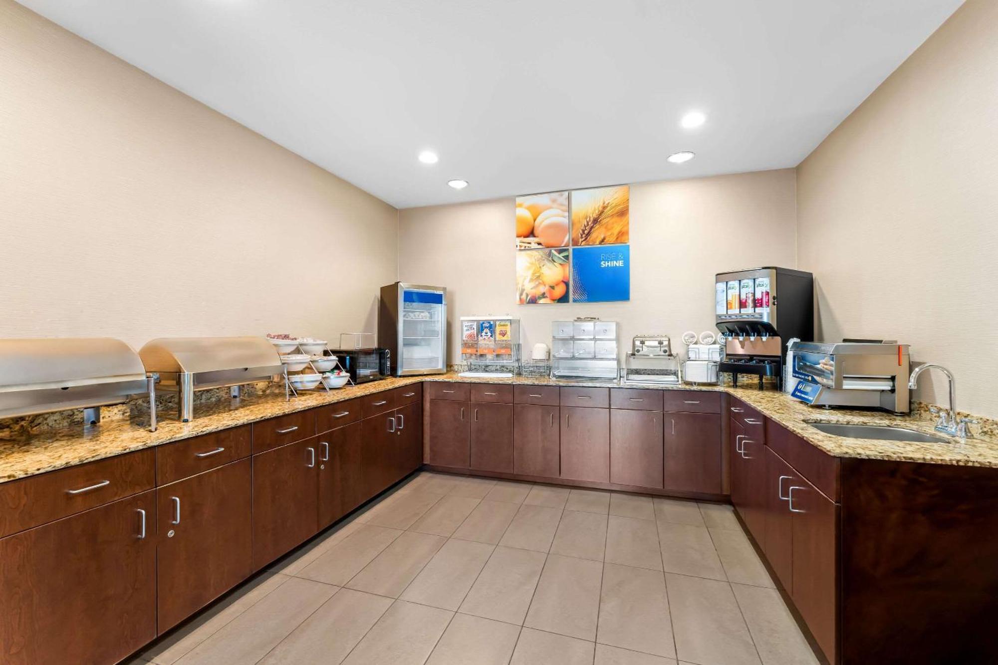 Comfort Inn & Suites Avera Southwest Sioux Falls Exteriör bild