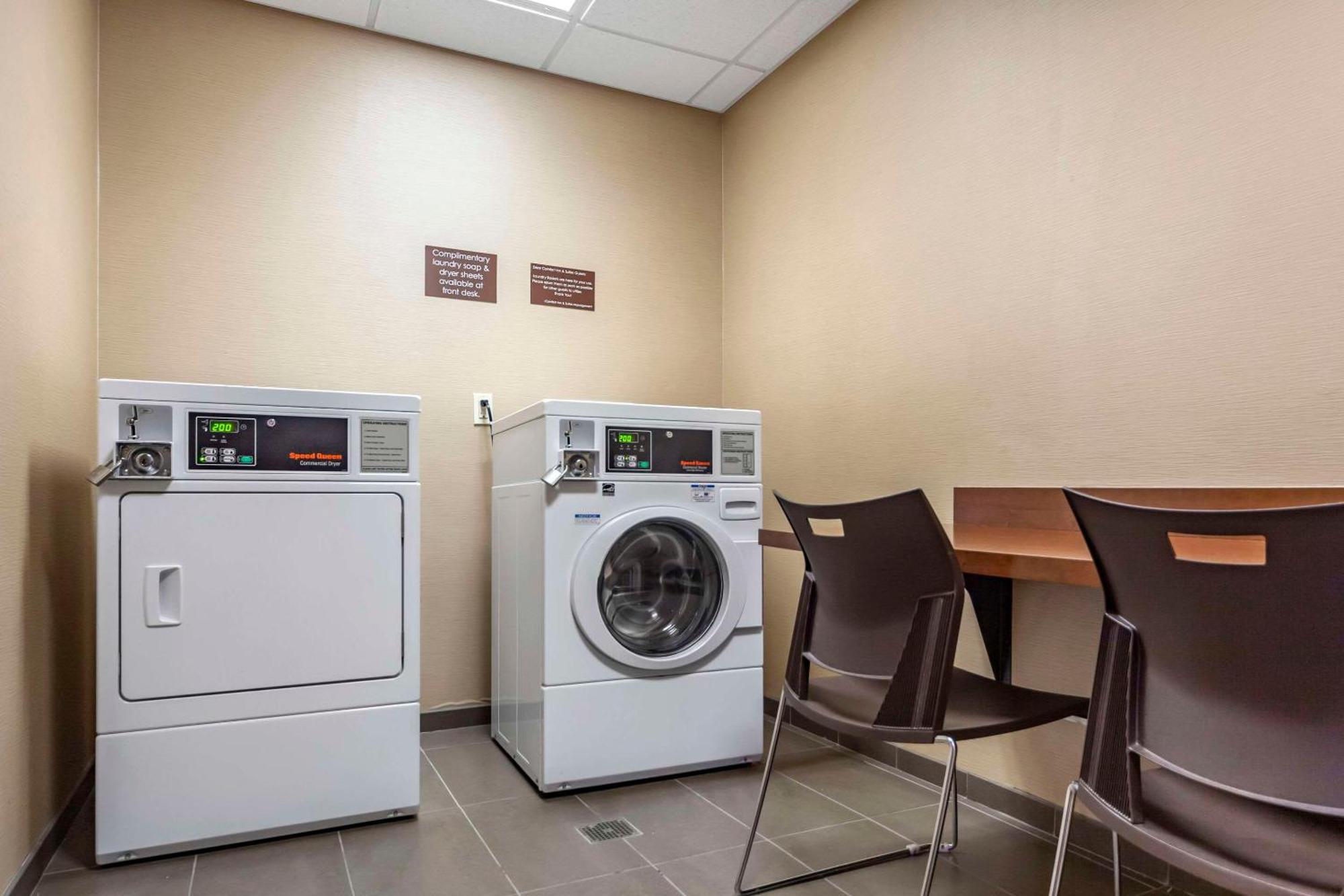 Comfort Inn & Suites Avera Southwest Sioux Falls Exteriör bild