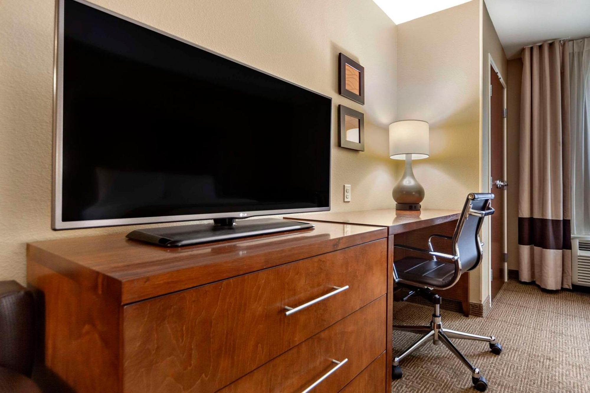 Comfort Inn & Suites Avera Southwest Sioux Falls Exteriör bild