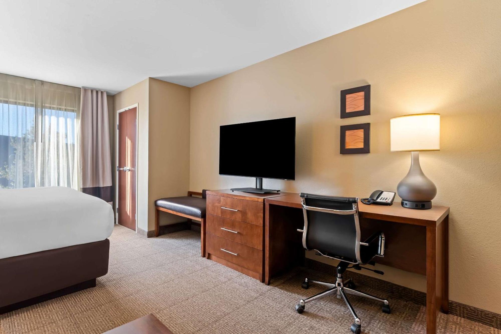 Comfort Inn & Suites Avera Southwest Sioux Falls Exteriör bild