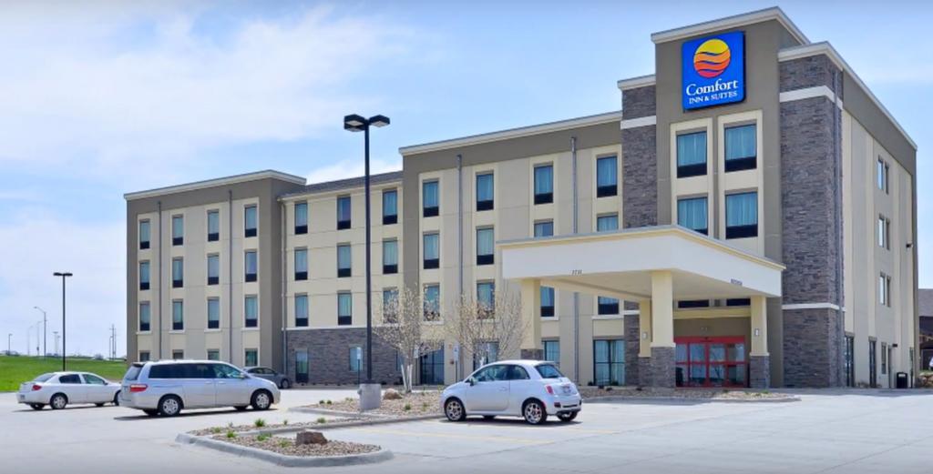 Comfort Inn & Suites Avera Southwest Sioux Falls Exteriör bild